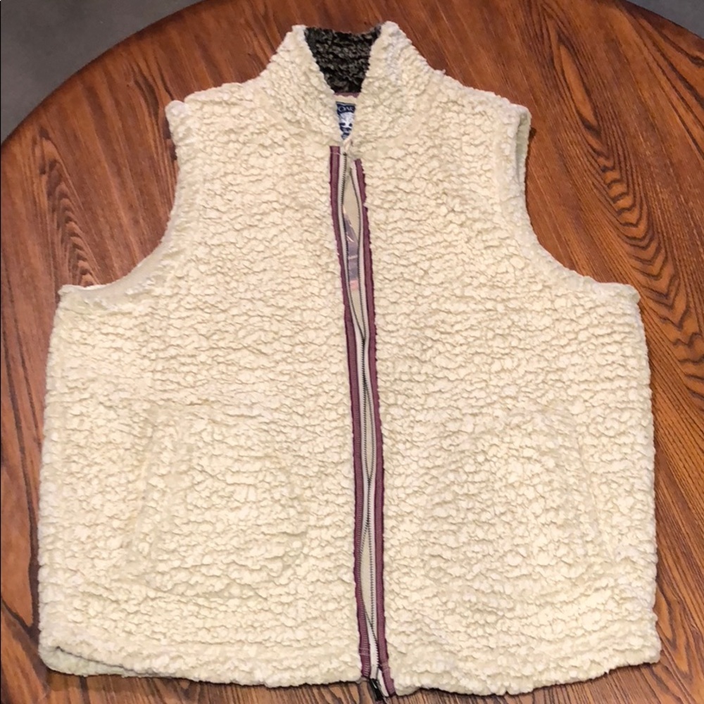 Live Oak Men’s Vest. Brand NEW